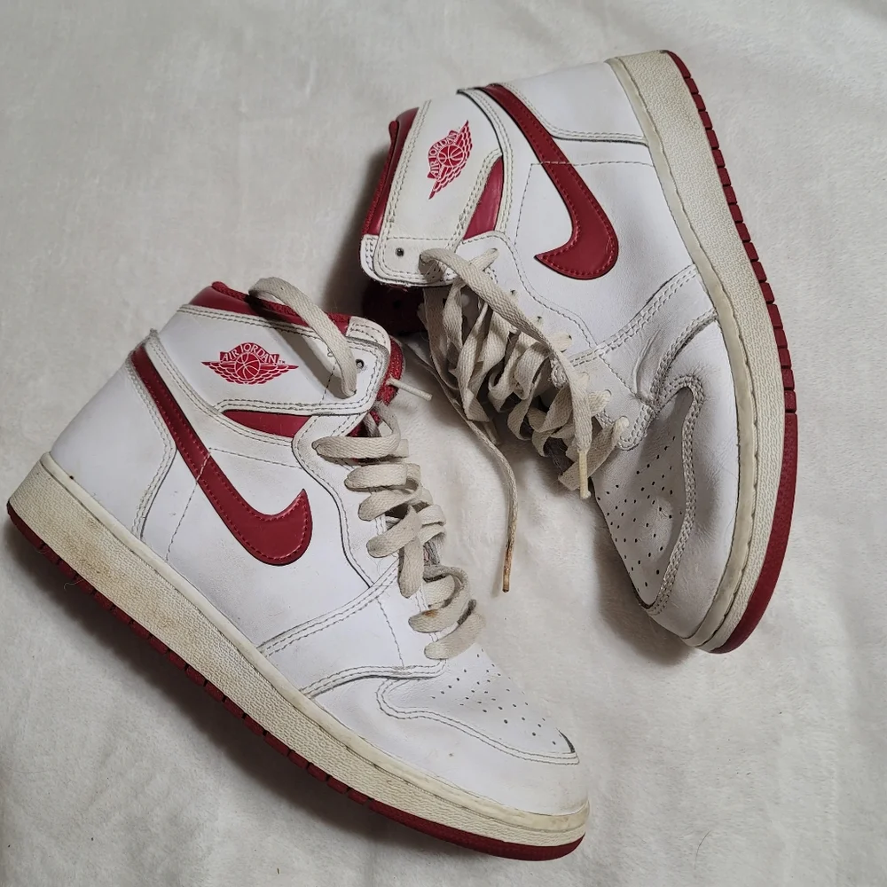 Air Jordan Retro 1 High OG Size‎ 7 Youth Red White Boys Girls Nike Shoes